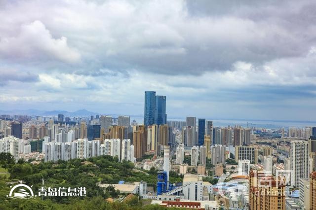 信號山：青年當(dāng)全力沖刺 跑出強國復(fù)興好成績