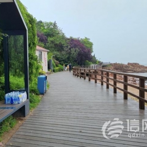 青島沿海出現(xiàn)“無人售水點(diǎn)” 檢驗了誠信但是不合法