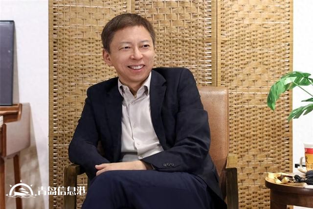 張朝陽：搜狐發(fā)力知識(shí)直播 未來以“社交分發(fā)”為新切口