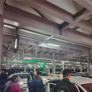 實探膠東機場深夜打車：多數(shù)乘客叫車順利，個別平臺易出問題
