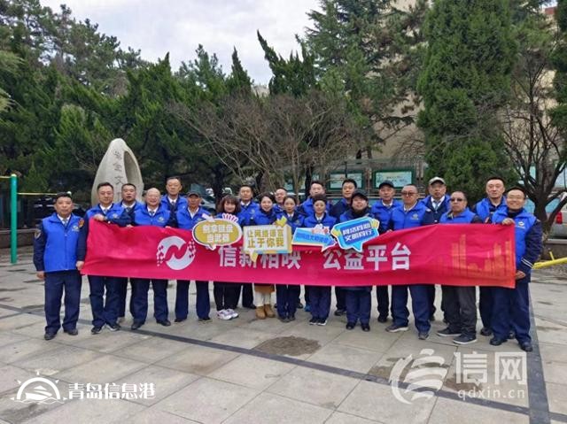 遼源路街道開(kāi)展便民服務(wù)大集 交警向居民普及假期文明出行知識(shí)