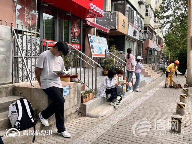 直擊高考：老師六點(diǎn)半就來到考點(diǎn) 將全程陪伴考生
