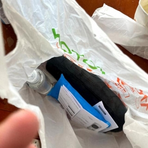 青島一民宿內(nèi)存有使用過(guò)的男性用品？ 店家稱住客故意碰瓷