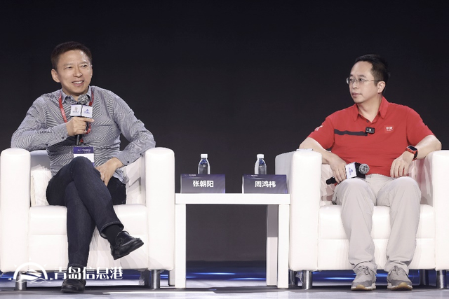 張朝陽談企業(yè)家做網(wǎng)紅：要放下架子，接受新變化擁抱新變化