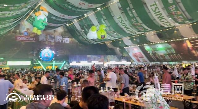 信網(wǎng)探營青島啤酒1903大篷：消費(fèi)者可一站暢飲N款口味啤酒
