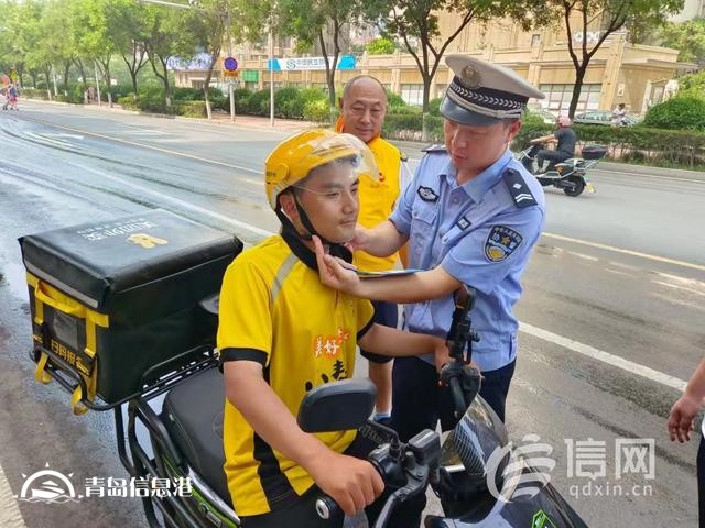 政協(xié)委員聯(lián)合信新相映走進社區(qū) 開展便民惠民服務大集