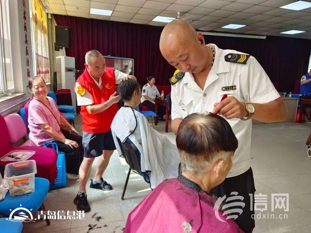 政協(xié)委員聯(lián)合信新相映走進社區(qū) 開展便民惠民服務大集