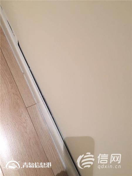 交房時(shí)分水器沒(méi)閥門 萬(wàn)達(dá)公館空置房試暖時(shí)漏水