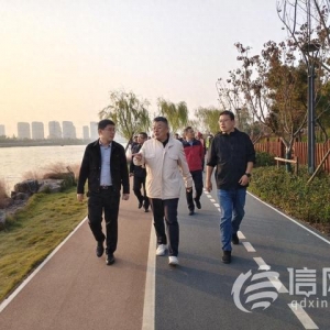 打造綠色生態(tài)長(zhǎng)廊 青島召開(kāi)李村河流域?yàn)I水空間更新改造觀摩交流會(huì)