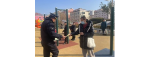 為春意添“綠”，李園街道綜合行政執(zhí)法中隊開展“愛綠護綠”普法宣傳 ...